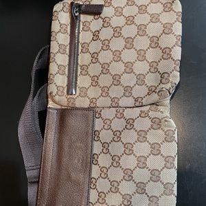 Gucci fanny pack